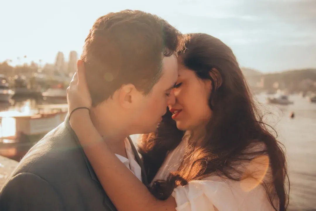 4. Authentic Romance That Isn't Built on a Fantasy Template (Image Credits: Unsplash)