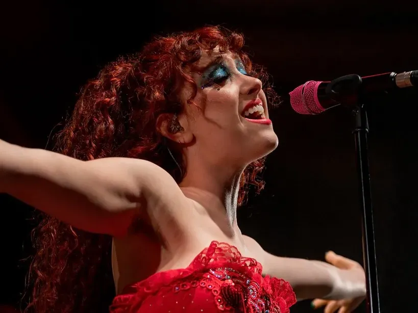 Chappell Roan turns drag-inspired glam pop into a Best New Artist win (Image Credits: Flickr)