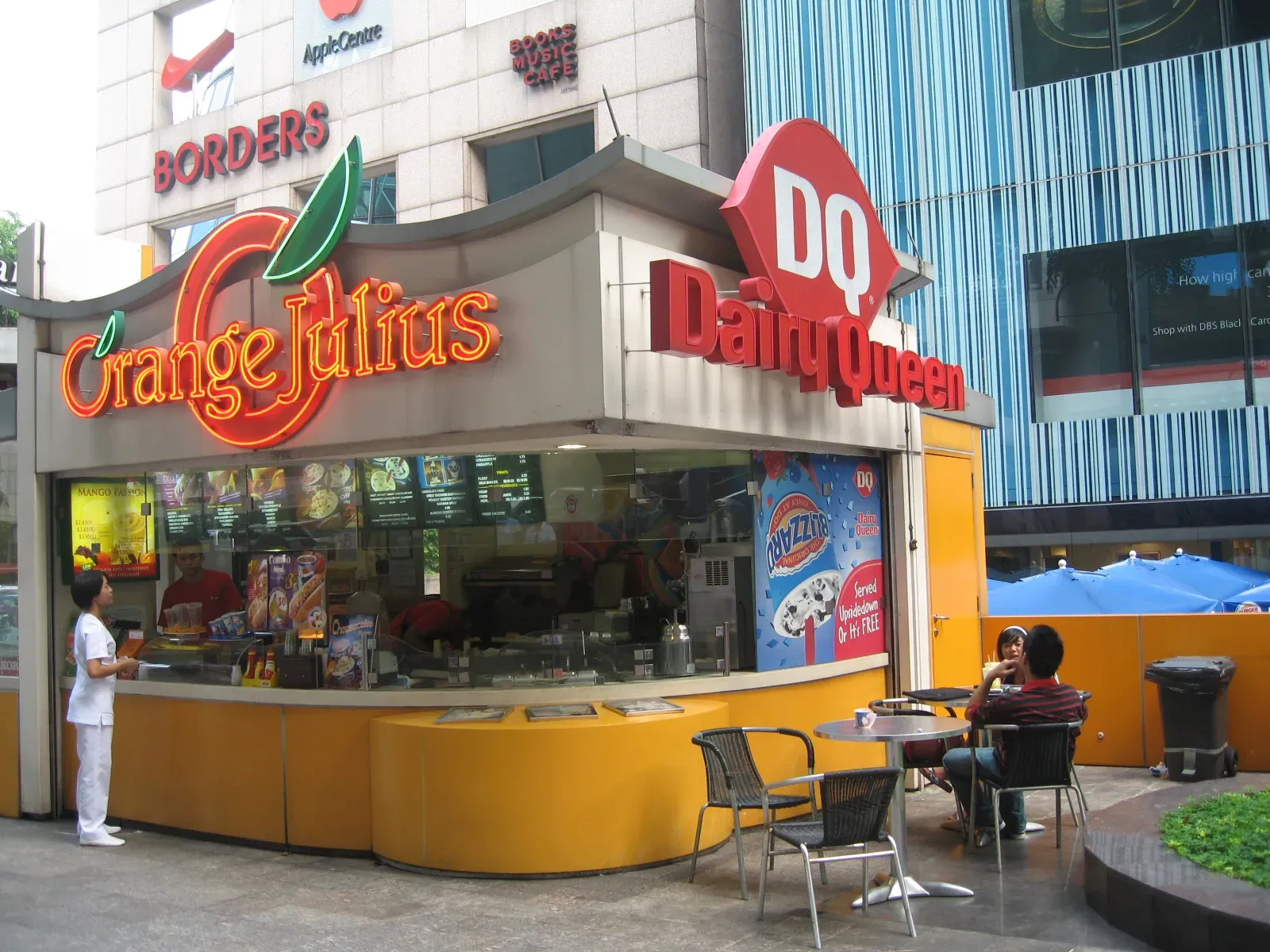 Orange Julius (By Terence Ong, CC BY 2.5)