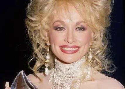 Barbara Walters grills Dolly Parton (Image Credits: Flickr)