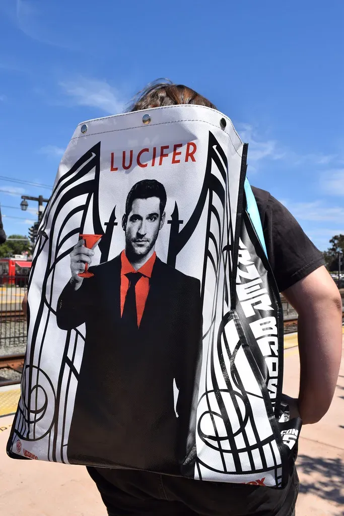 3. Lucifer - Dropped by Fox, Crowned by Netflix (juliecandothat, Flickr, CC BY 2.0)