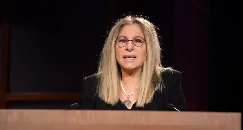 You Don't Bring Me Flowers: Barbra Streisand and Neil Diamond (Image Credits: Flickr)