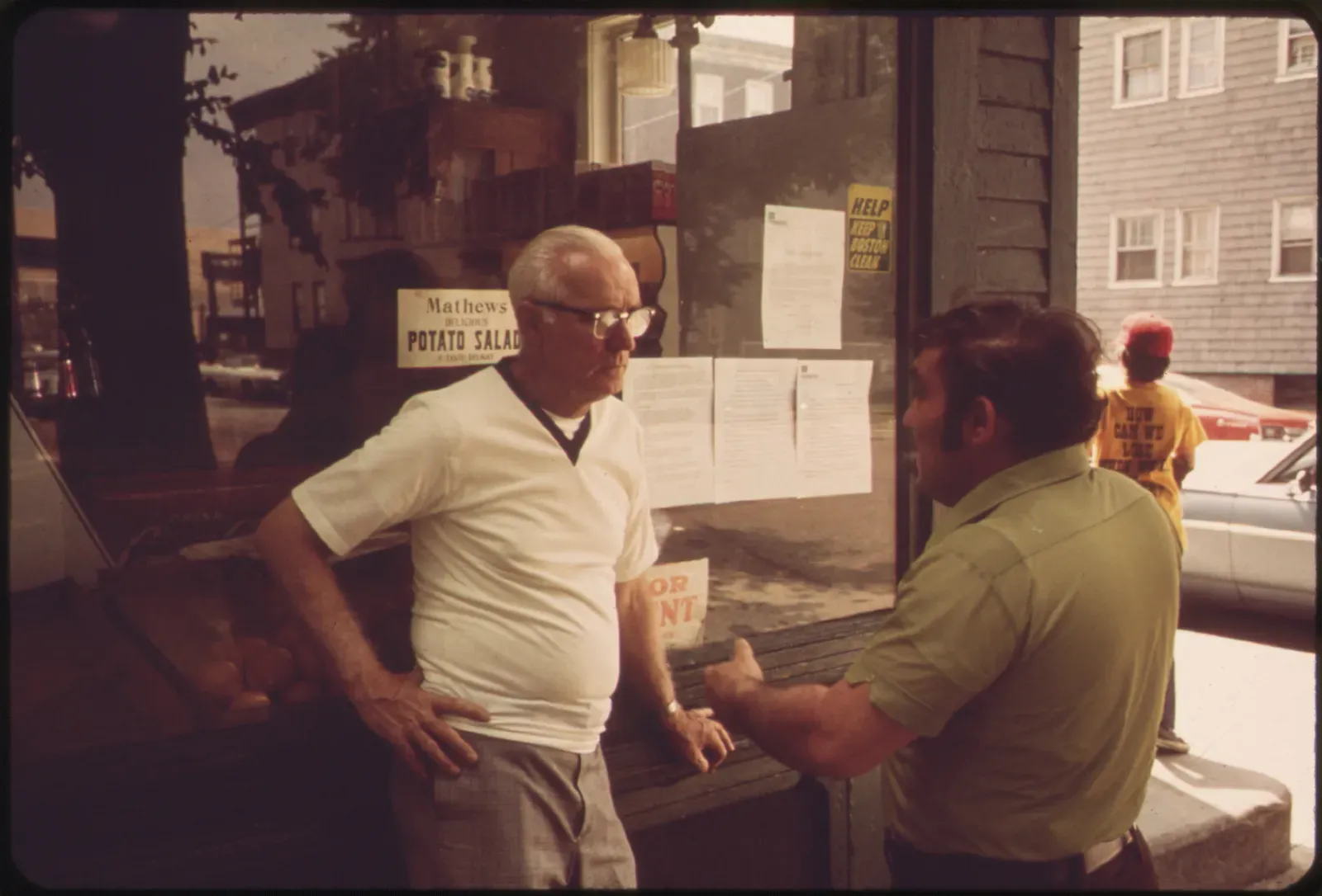 Red Flag #3: The Landlord Refuses to Meet or Show the Property (U.S. National Archives and Records Administration, Public domain)