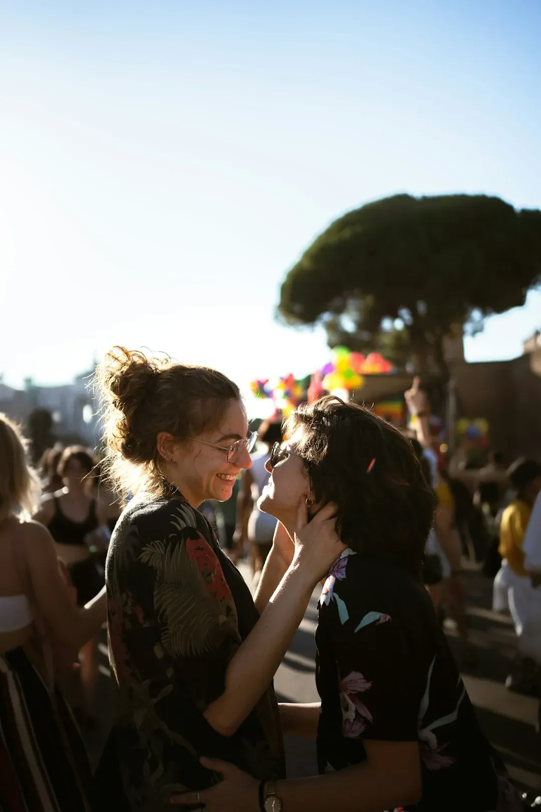 The Rise of Intimate Festival Experiences (Image Credits: Unsplash)