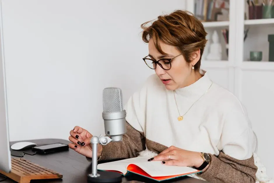 A Distinct, Confident Voice (Image Credits: Pexels)