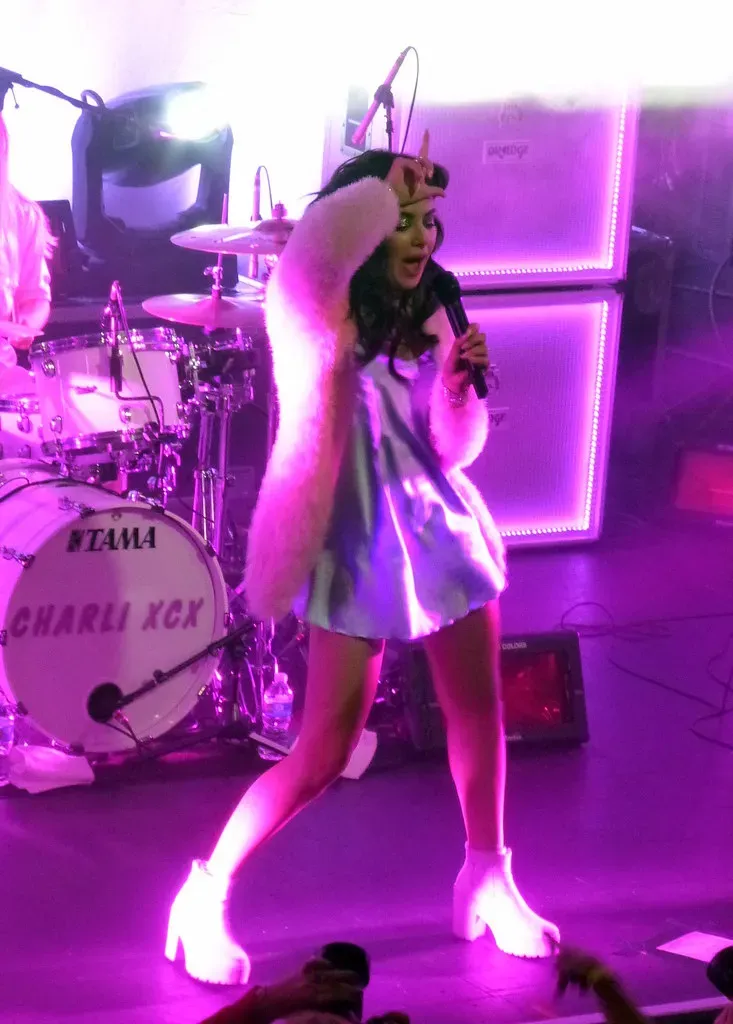 12. Charli XCX - "Break the Rules" (GabboT, Flickr, CC BY-SA 2.0)
