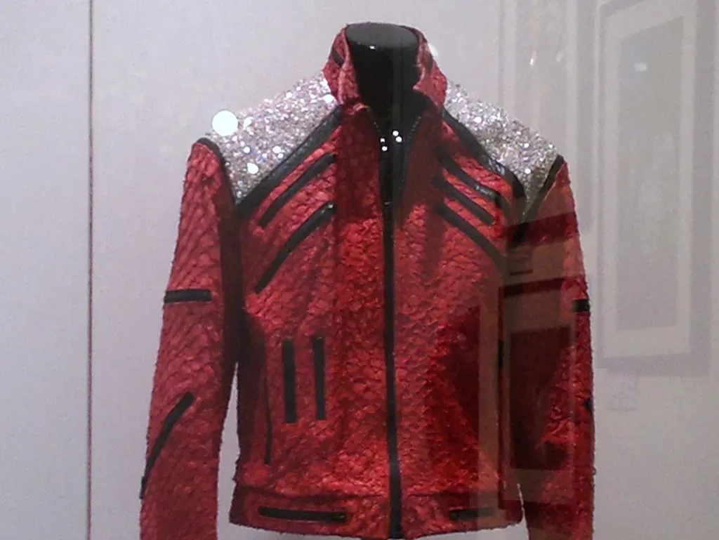 Stage-Worn Costumes and Iconic Clothing (Image Credits: Flickr)