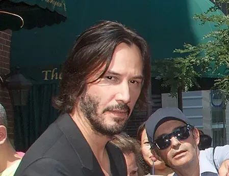 Keanu Reeves and the Arc de Triomphe car chase (Image Credits: Flickr)