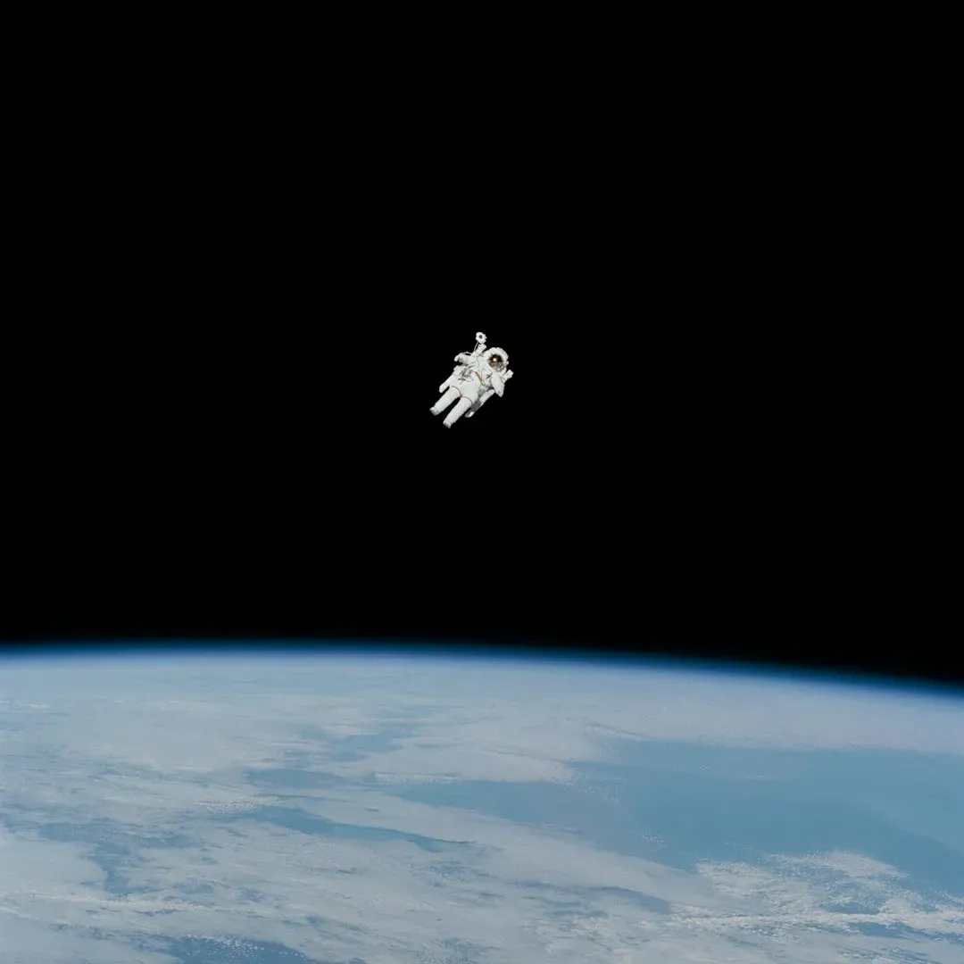 2. Gravity (2013) (Image Credits: Unsplash)
