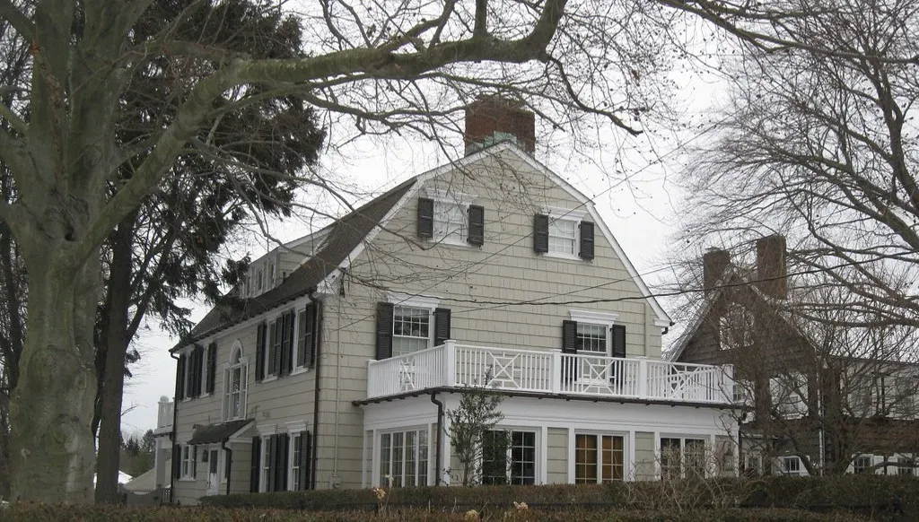The Amityville House in The Amityville Horror (Image Credits: Flickr)