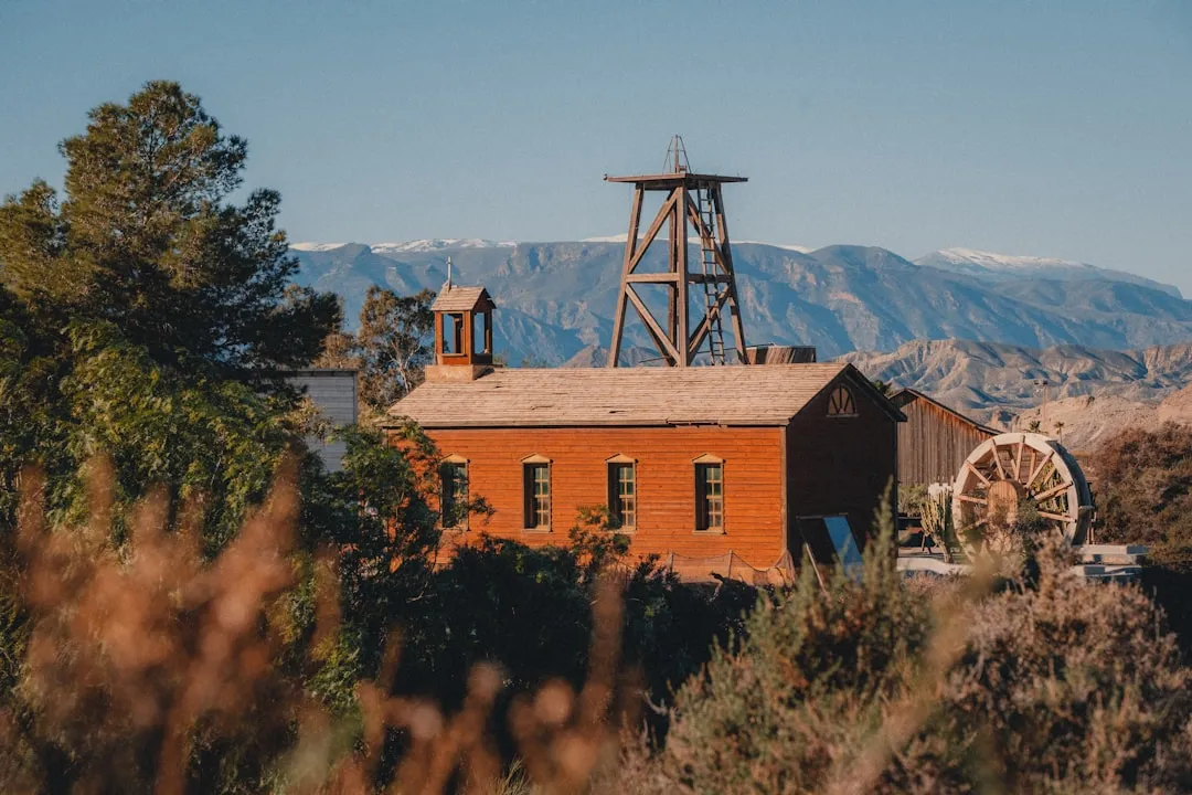 2. Goodsprings: The Pioneer Saloon Still Pours Drinks in a Town That Refuses to Die (Image Credits: Unsplash)