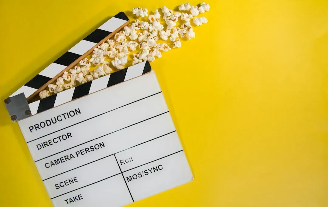 Back to the Future (1985): Drew Struzan's Painted Optimism (Image Credits: Unsplash)