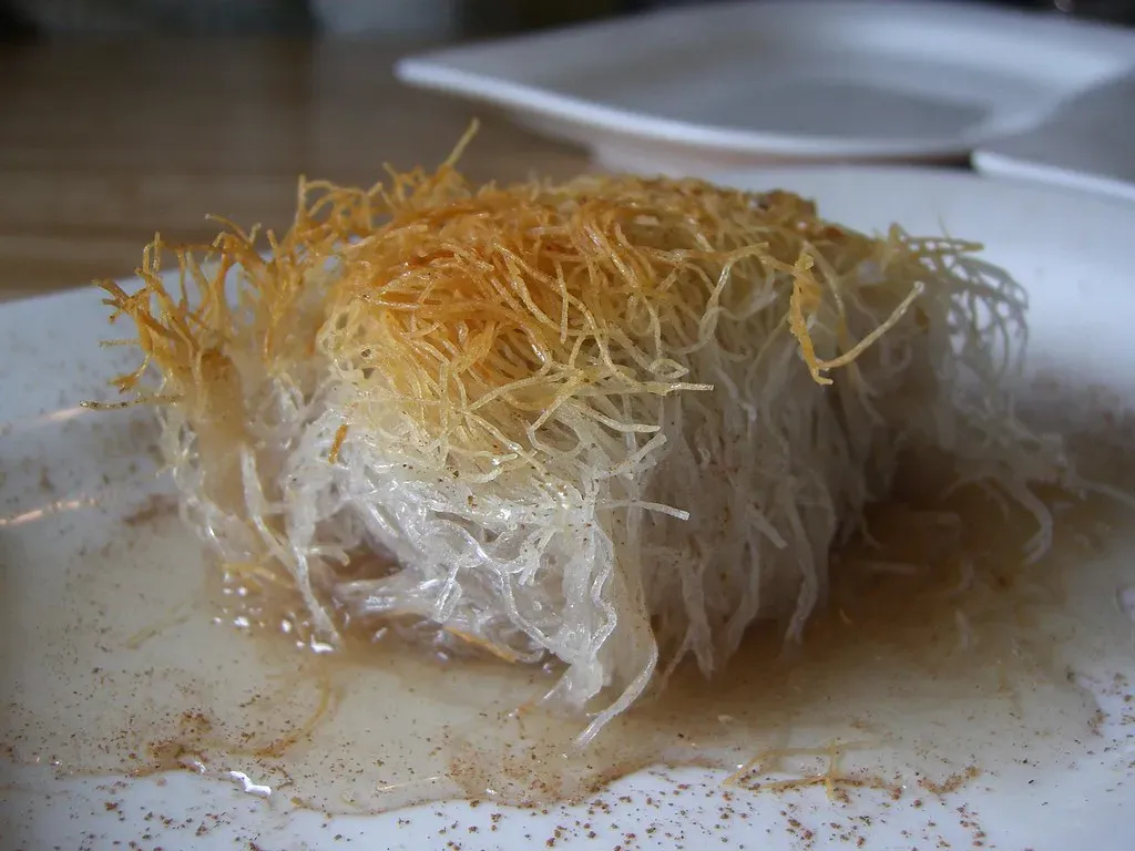 Kataifi Desserts: Shredded Pastry Brilliance (Image Credits: Flickr)