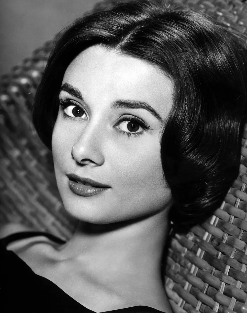Breakfast at Tiffany's (1961): The Scene That Refuses to Disappear (Image Credits: Pixabay)