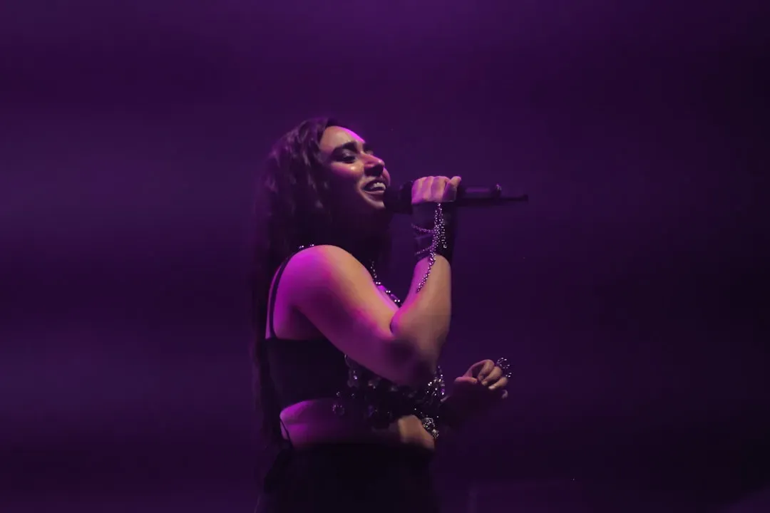 The Underground Star Who Matched Her Freak (Image Credits: Unsplash)