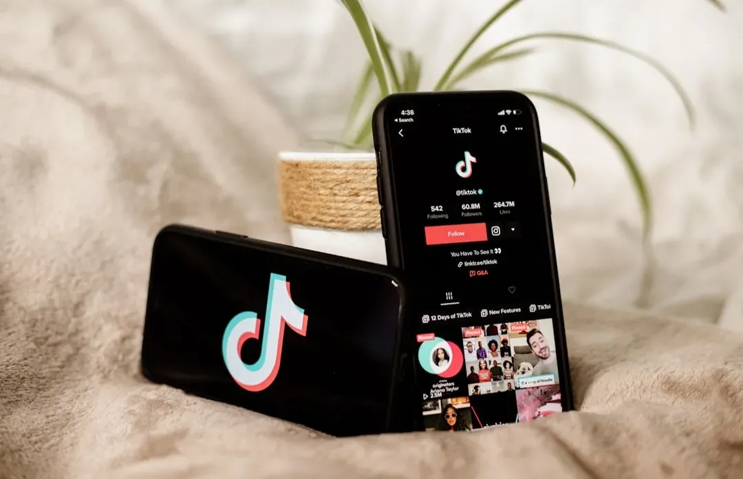 5. Songs Are Now Engineered for Short-Form Video (Image Credits: Unsplash)