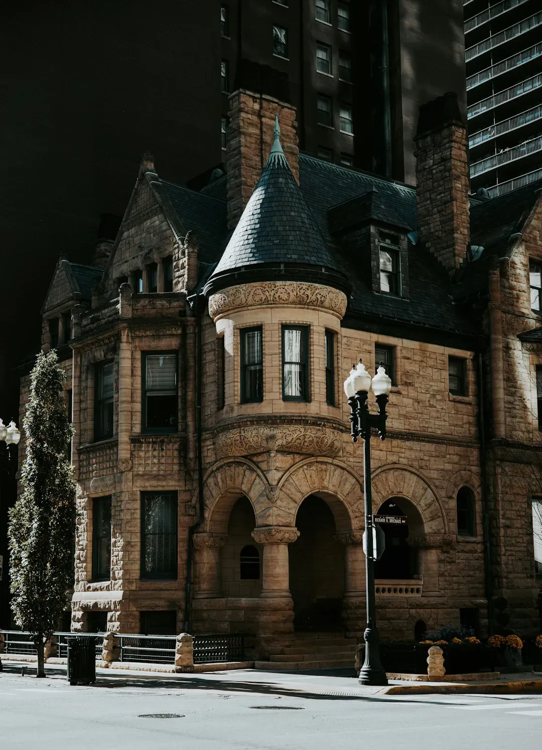 The Only One Left by Riley Sager (Image Credits: Unsplash)