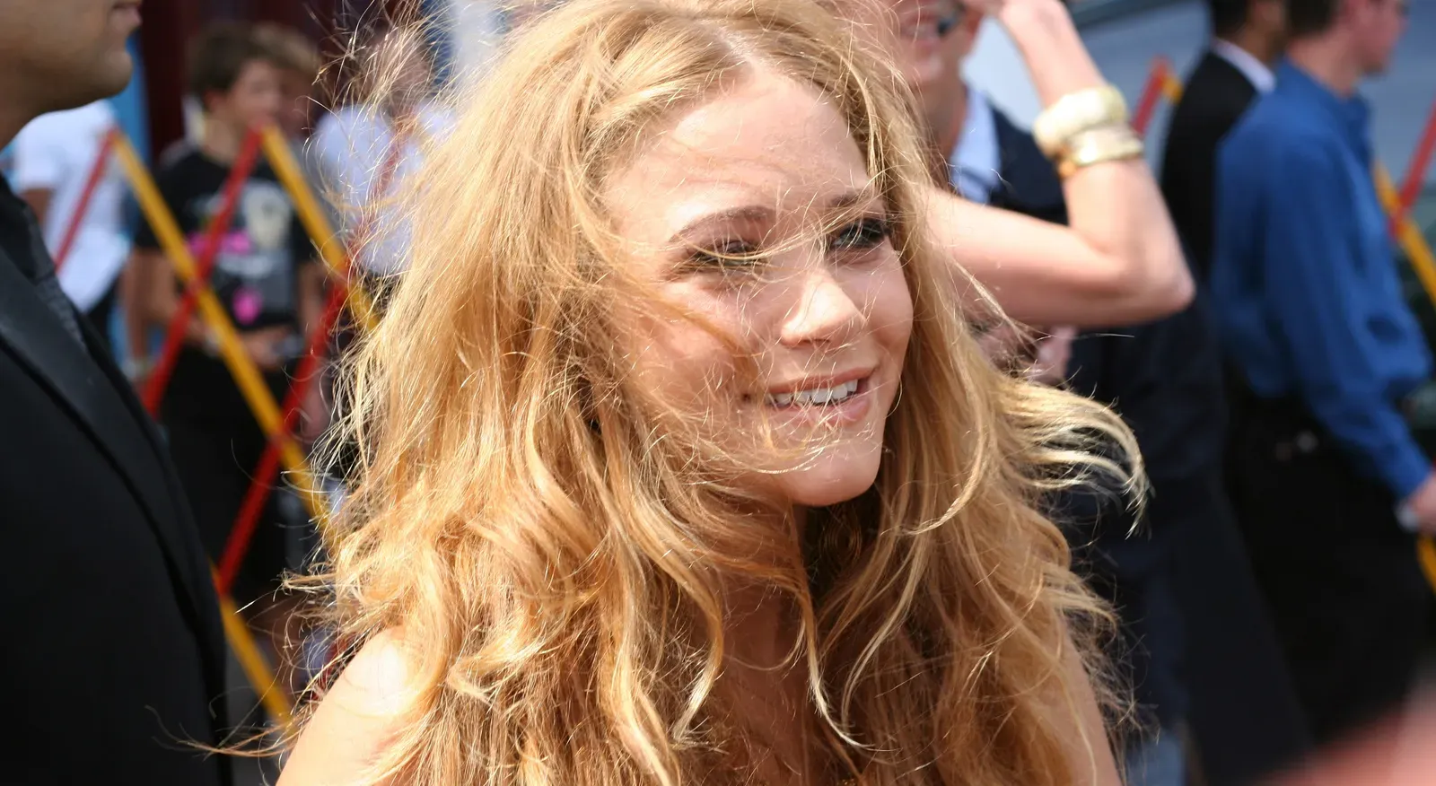 7. Mary-Kate Olsen and Ashley Olsen in Full House (Image Credits: Wikimedia)