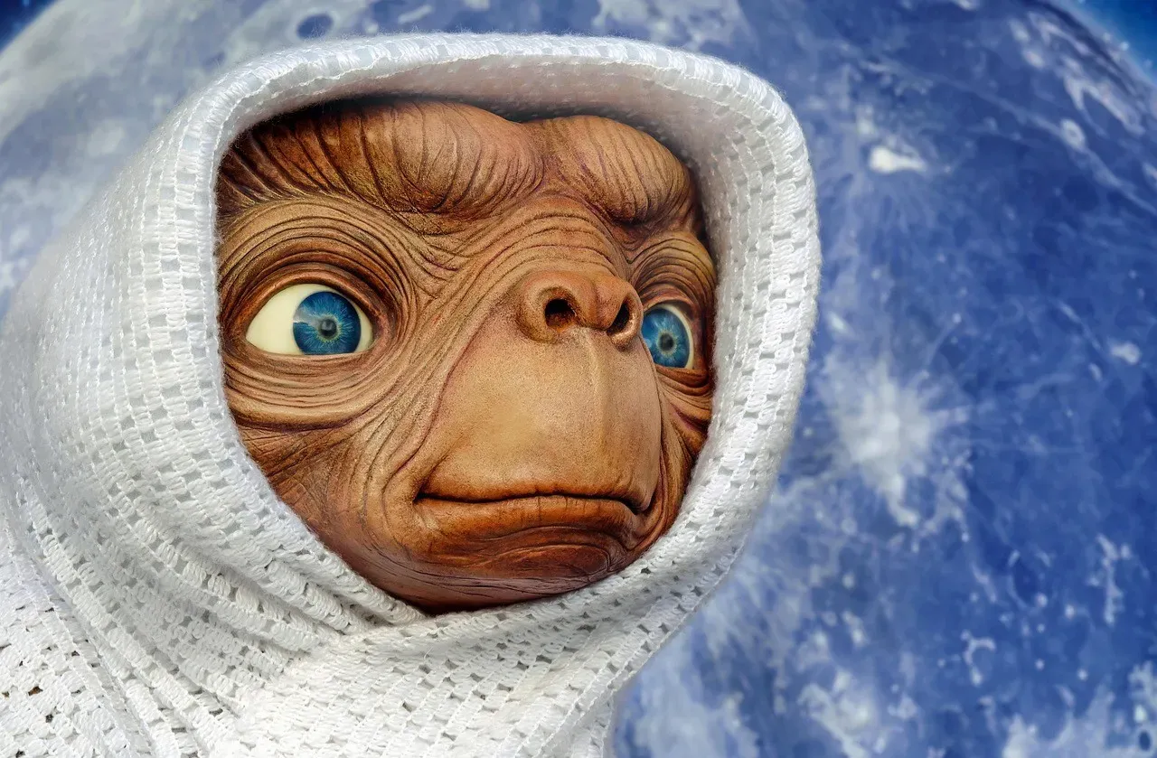 E.T. the Extra-Terrestrial (1982) (Image Credits: Pixabay)