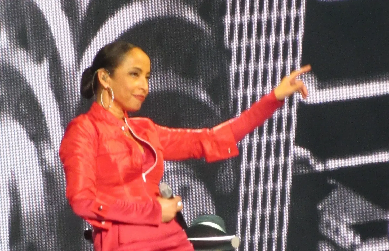 Sade (Image Credits: Wikimedia)