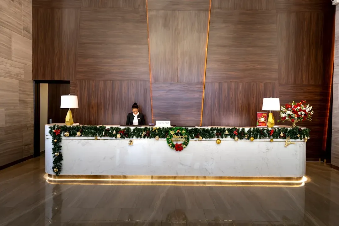 Loophole #3 - Negotiate at the Front Desk Using a Service Failure (Image Credits: Unsplash)