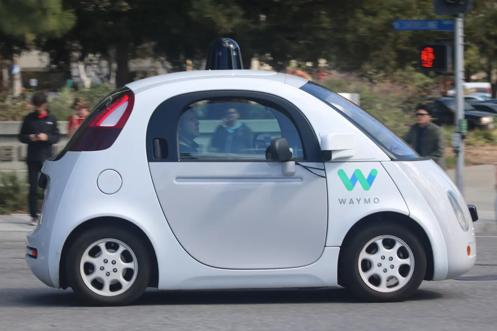 4. Self-Driving Cars Are Outperforming Human Drivers (Image Credits: Wikimedia)