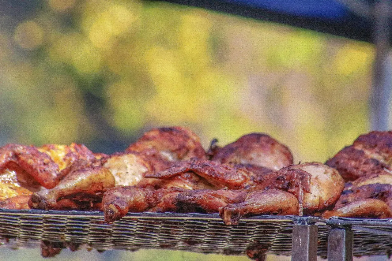 Windy City Smokeout: The BBQ Festival That Happens to Have Country Music (Image Credits: Pixabay)