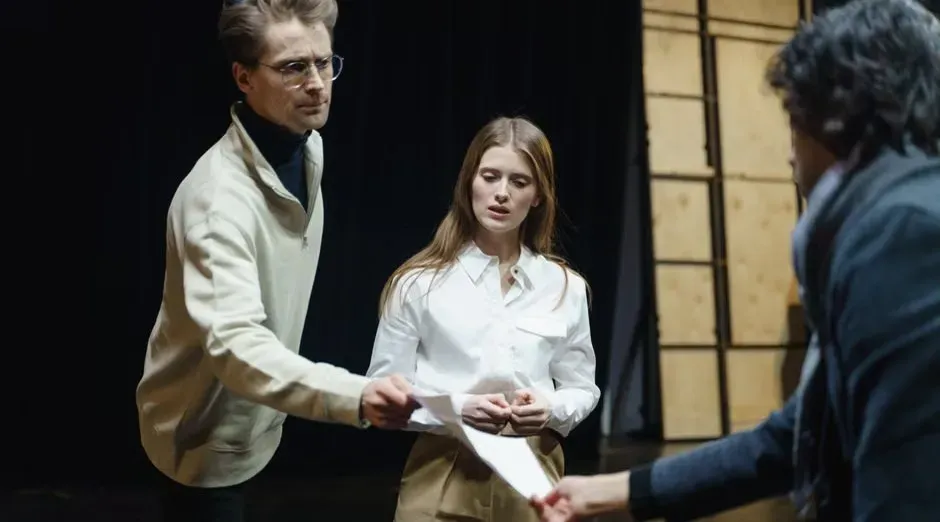 7. Skipping Formal Acting Training (Image Credits: Pexels)