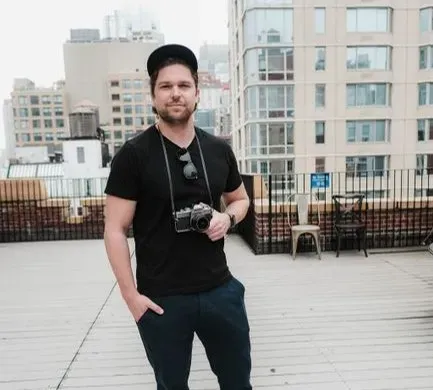 Bobby Berk vs. Tan France: The Queer Eye Rift That Netflix Couldn't Contain (Image Credits: Pexels)
