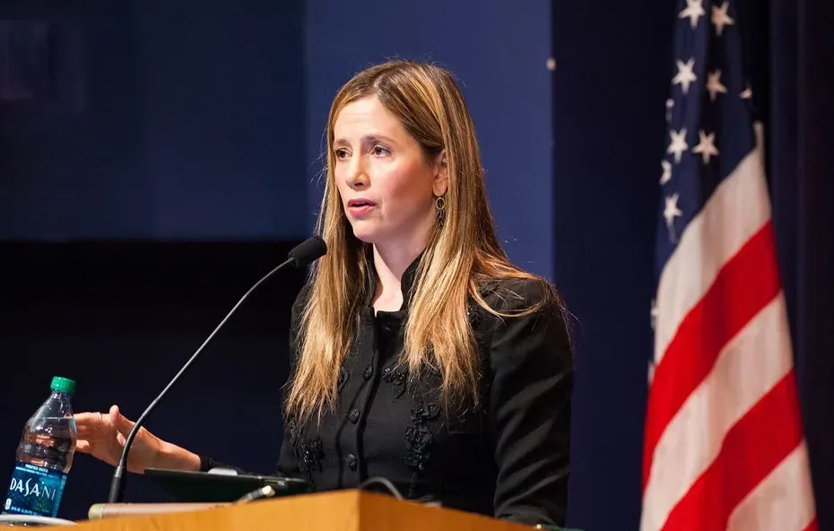 Mira Sorvino - A Career Erased by Power (Image Credits: Flickr)