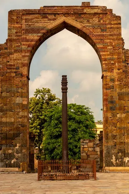 6. The Iron Pillar of Delhi: 1,600 Years Without a Single Spot of Rust (Image Credits: Pexels)