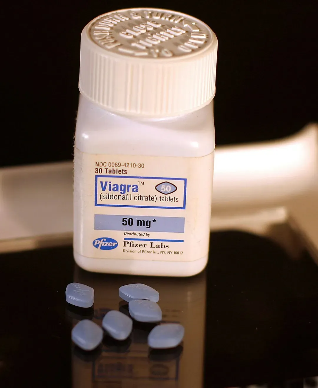 Viagra: A Heart Drug That Became Something Else Entirely (Image Credits: Unsplash)