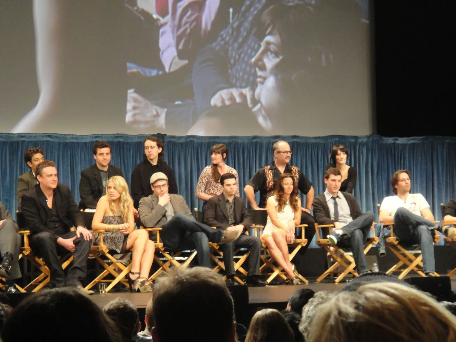 2. Freaks and Geeks (1999-2000) (PaleyFest 2011 - Freaks and Geeks Reunion - the cast, CC BY 2.0)