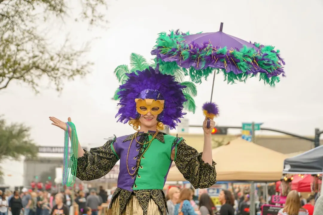 Mardi Gras New Orleans: Krewe Costumes and Cultural Fusion (Image Credits: Unsplash)