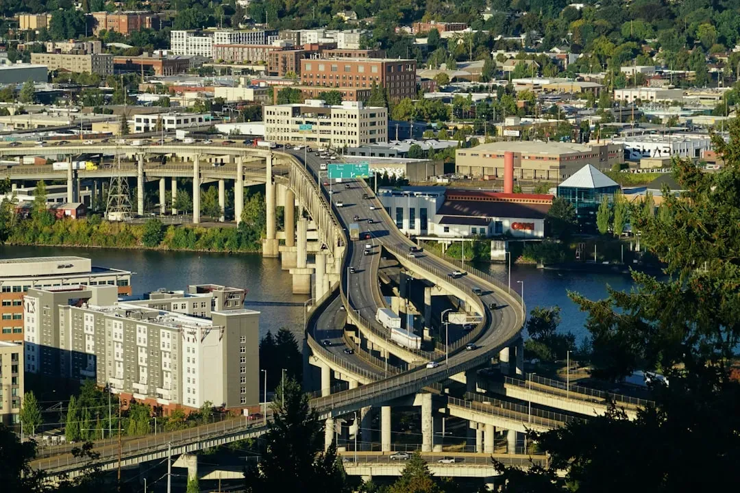 Portland: Where Indie Thrives by the Pacific (Image Credits: Unsplash)