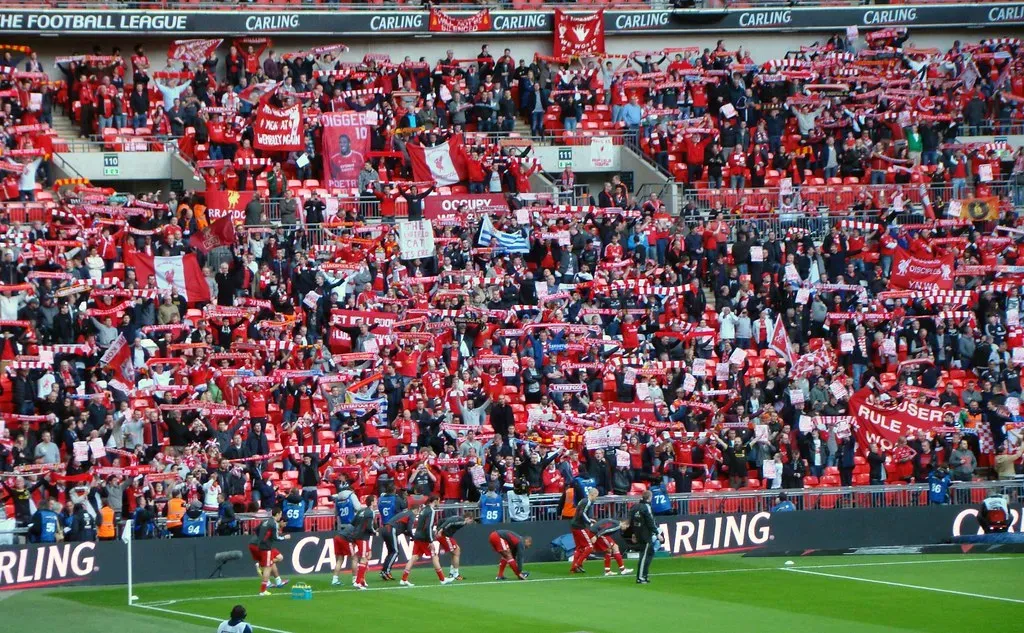 You'll Never Walk Alone (joncandy, Flickr, CC BY-SA 2.0)