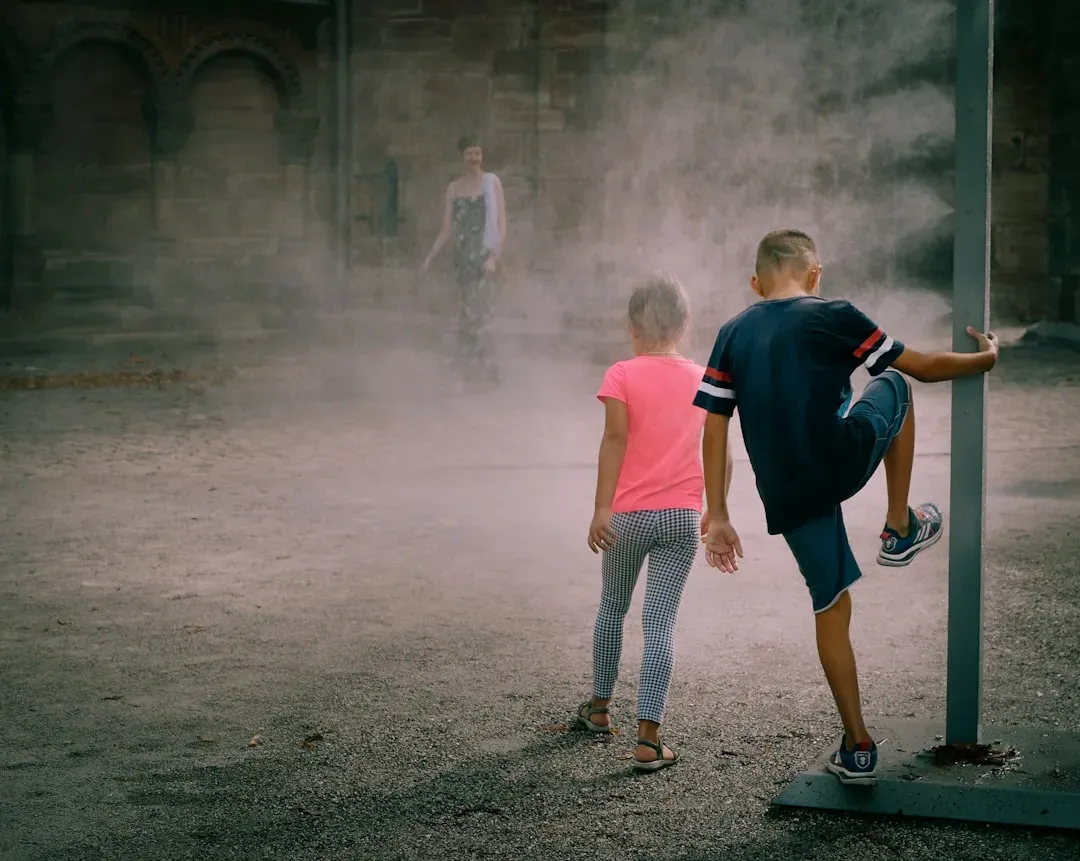 Who Is Most at Risk When Dust Fills the Air (Image Credits: Unsplash)