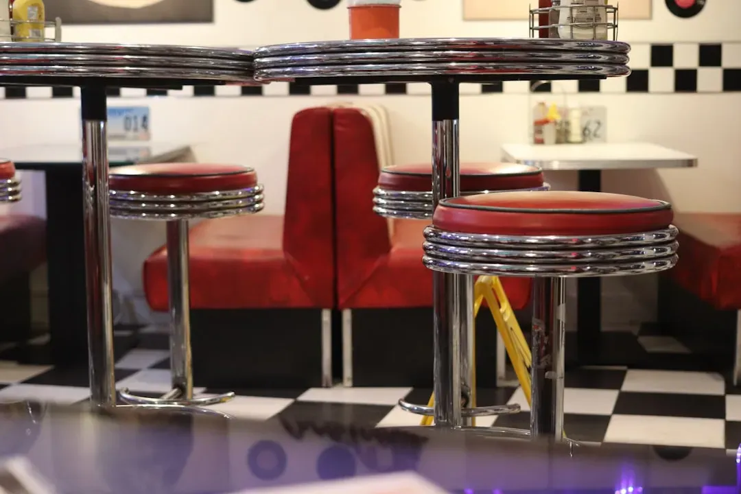 6. Du-Par's Restaurant and Bakery - The Valley's Most Storied All-Night Diner (Image Credits: Unsplash)