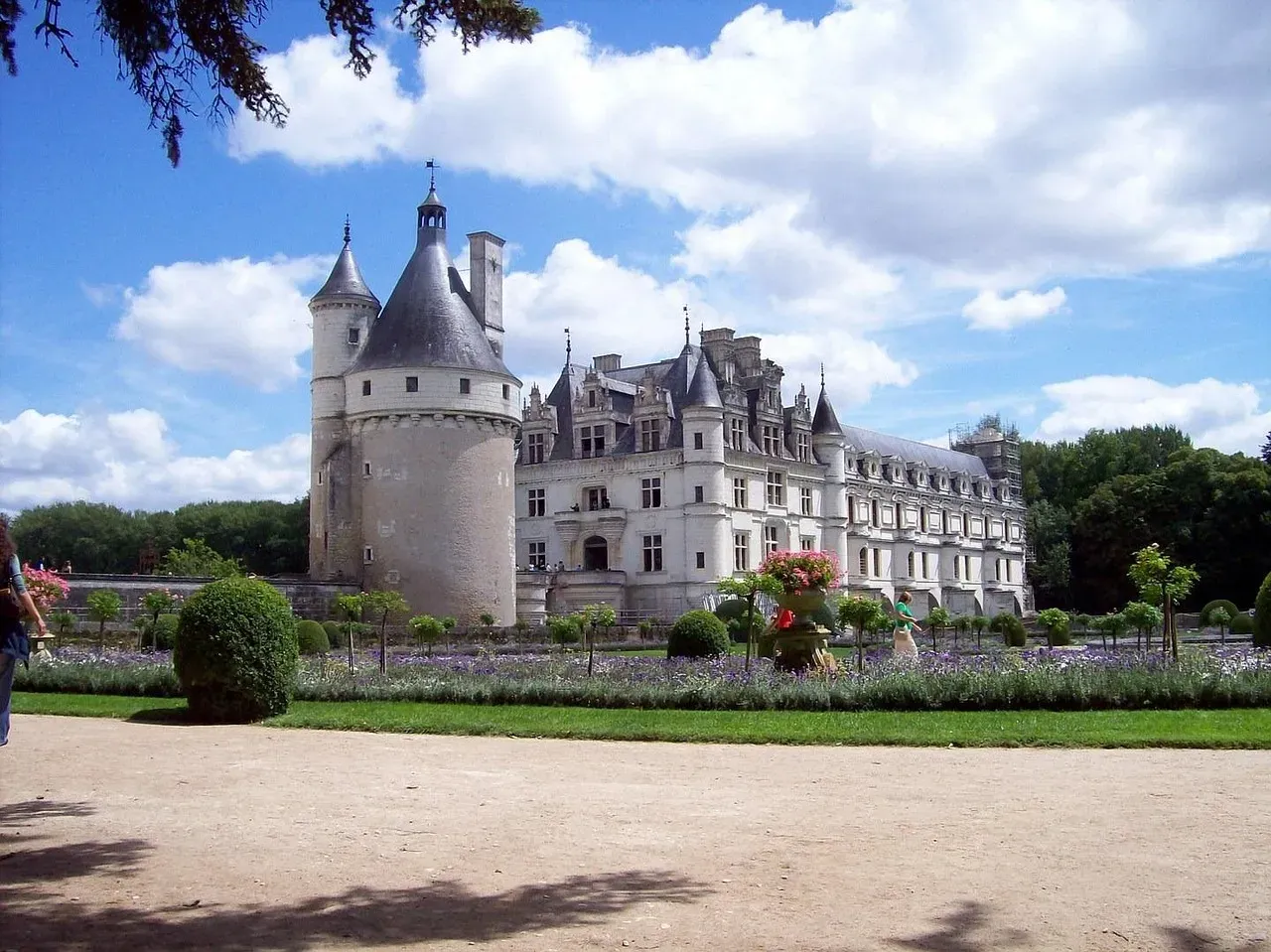 Château de Brissac and the Secrets of French Castles (Image Credits: Pixabay)