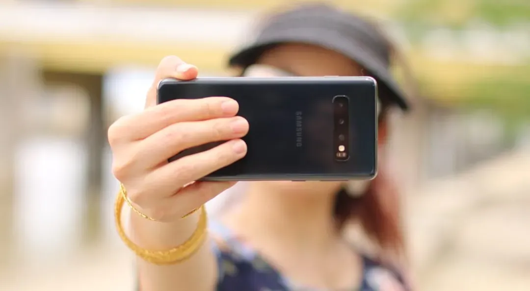 2. Taking a photo with a phone that isn't top quality (Image Credits: Unsplash)