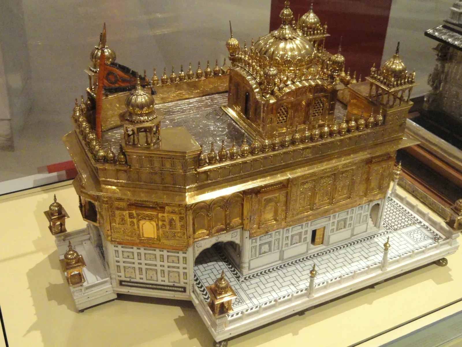 All That Glitters Is Gold (By Daderot, CC0)
