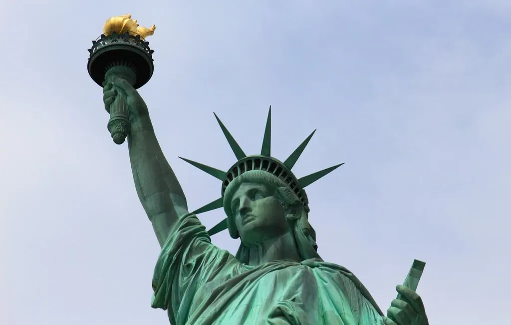 2. The Seven Rays on Lady Liberty's Crown (Image Credits: Flickr)