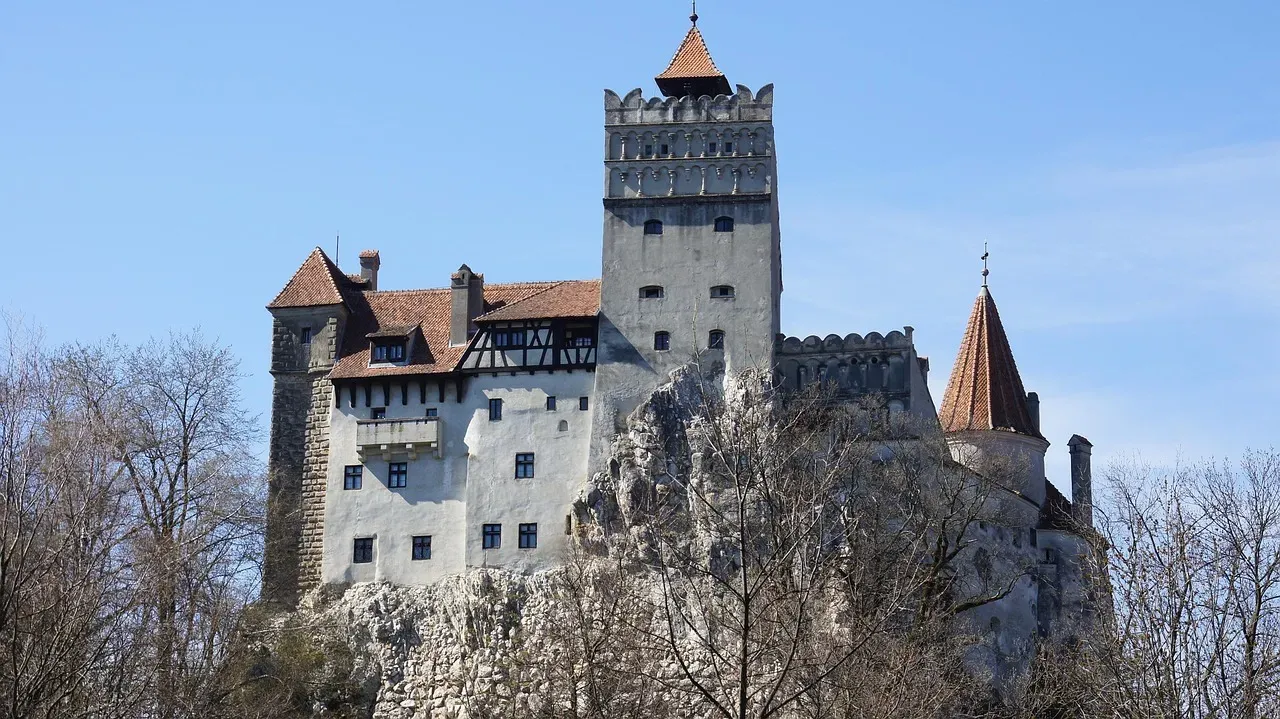 10. Bram Stoker Invented The Literary Vampire With Dracula (Image Credits: Pixabay)