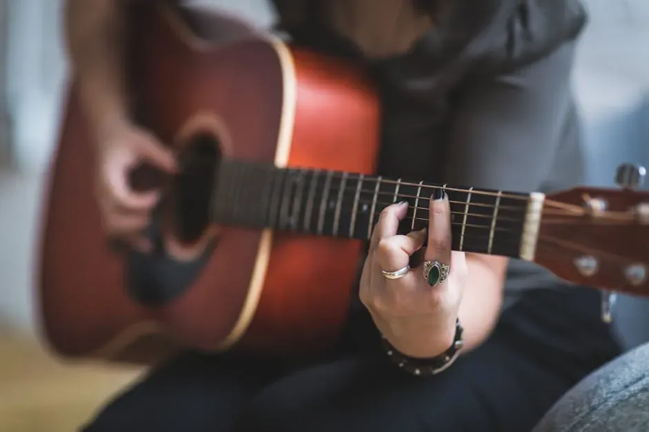 5. "This Flight Tonight" - Joni Mitchell, Blue (1971) (Image Credits: Pexels)