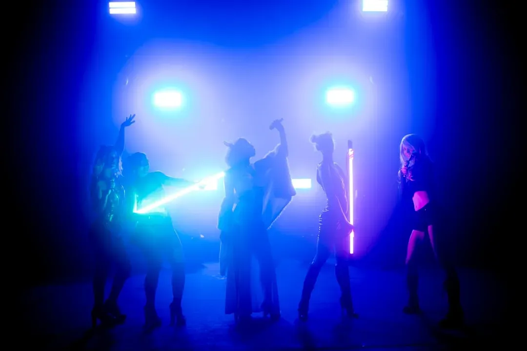 Spiceworld and the height of the frenzy (Image Credits: Unsplash)