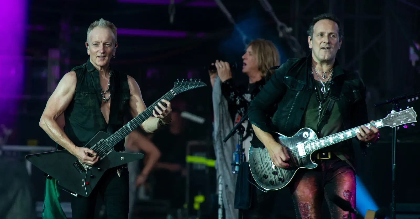 Def Leppard (Image Credits: Wikimedia)