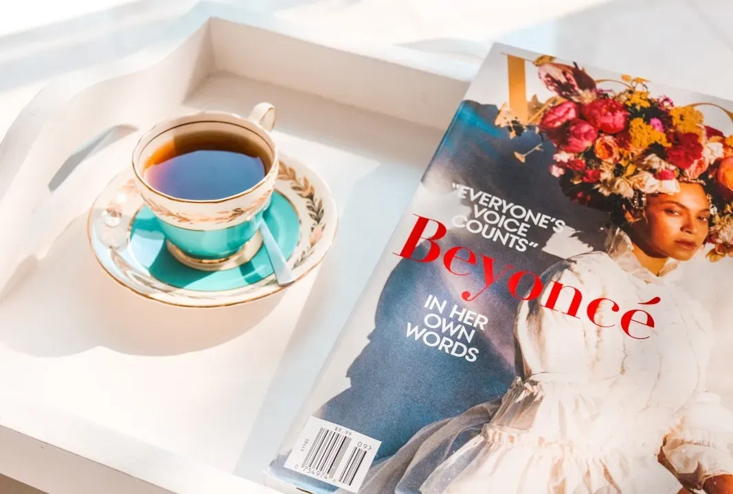 Beyoncé's Renaissance: A Single Image That Sparked a Metallic Movement (Image Credits: Unsplash)