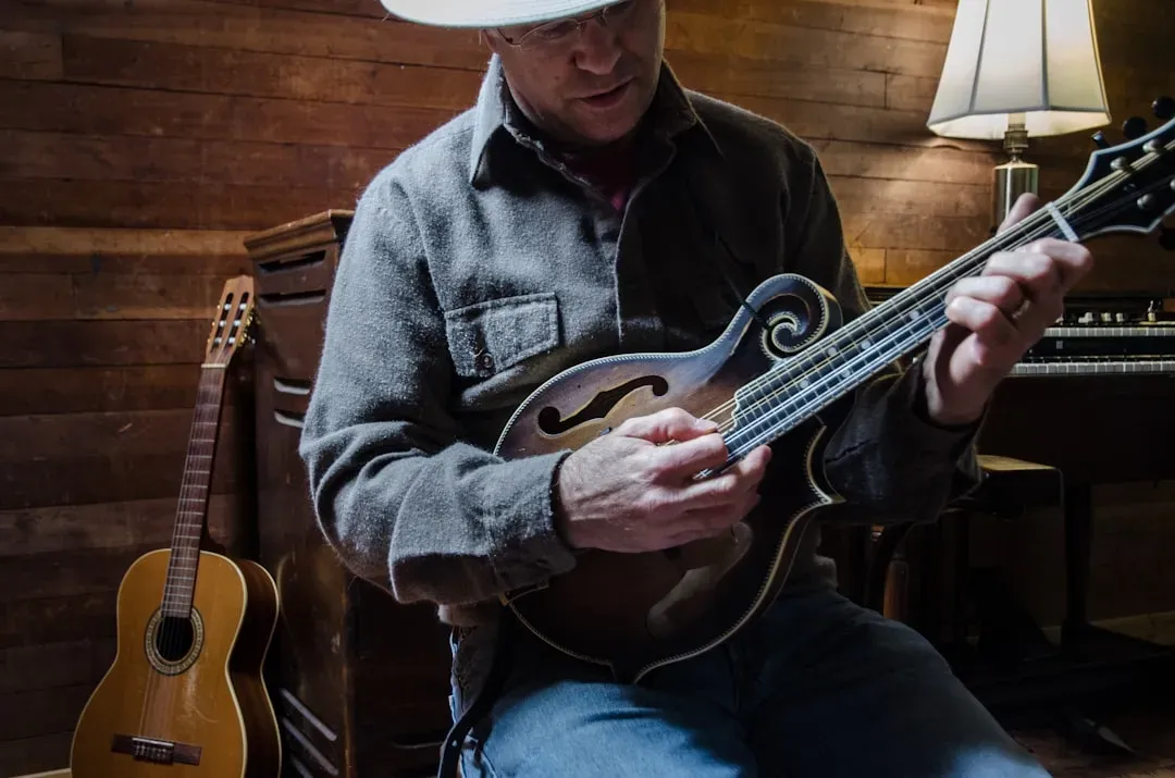 R.E.M. and a mandolin nobody expected to matter (Image Credits: Unsplash)
