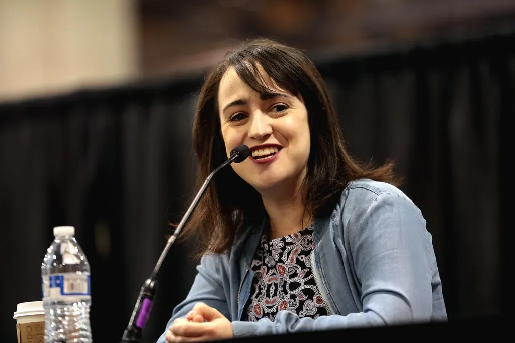 8. Mara Wilson – The Child Star Who Chose Her Own Story (Gage Skidmore, Flickr, CC BY-SA 2.0)