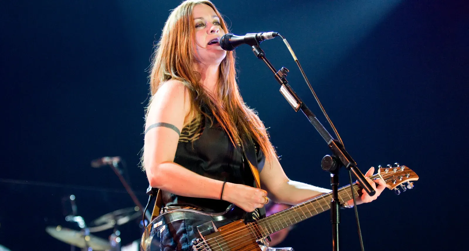 7. Alanis Morissette and Dave Coulier, "You Oughta Know" (Image Credits: Wikimedia)